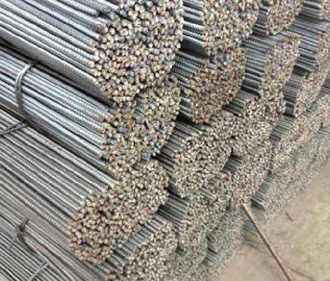Stocked bundles of straight reinforcing bar